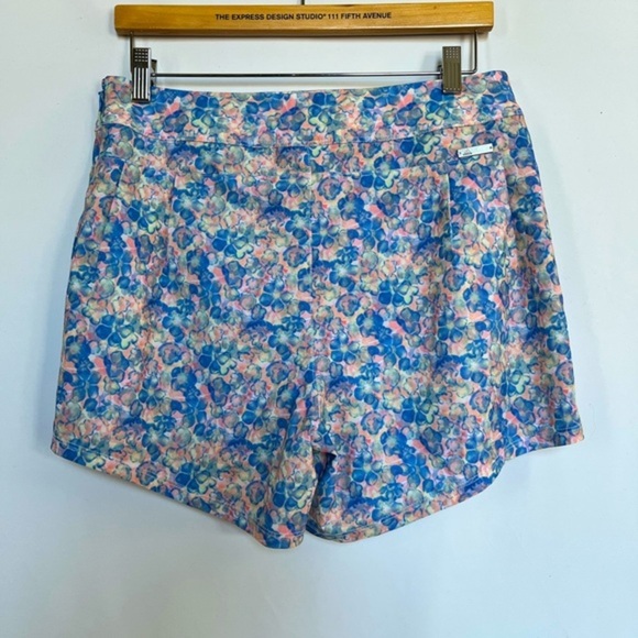 Adidas‎ Women's Shorts Pink Blue Floral Flared with Pockets Size 8 - Picture 6 of 6